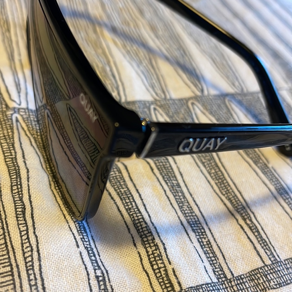 Quay Nightfall Flat Top Polarized Unisex Sunglasses New in case with cloth - Picture 10 of 13